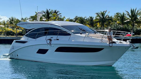 Sea Ray 400 Sundancer