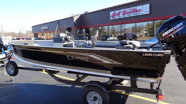 Lund 1600 Fury SS