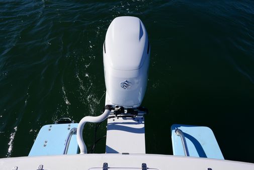 Valentino 28' Center Console image