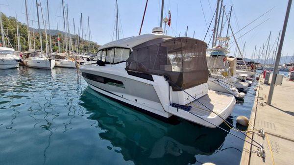 Jeanneau NC 37
