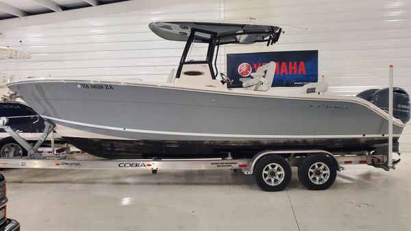 2018 Cobia 301 Center Console 29 Boats For Sale Off The Hook Yacht Sales Llc