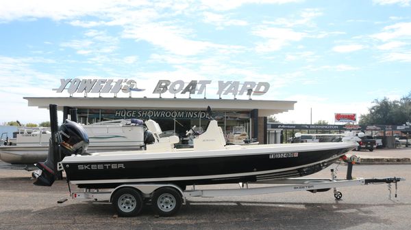 Skeeter SX 230 