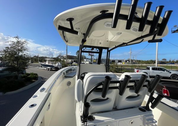 Cobia 285-CENTER-CONSOLE image