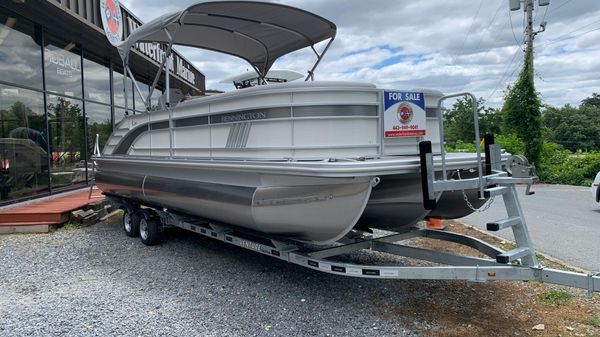 Bennington 24LSB