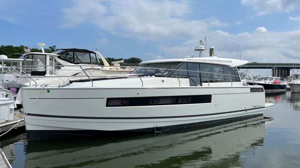 Jeanneau NC 14 