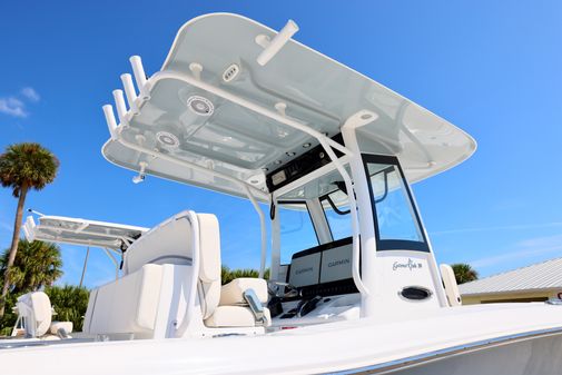 Sea-hunt GAMEFISH-30-WITH-COFFIN-BOX image