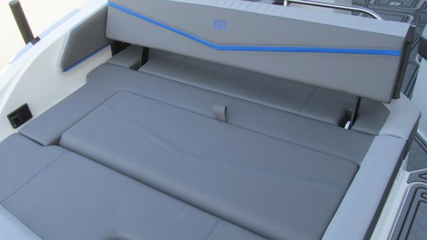 Cobalt R6 Surf image