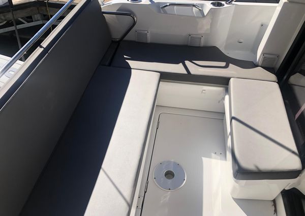 Beneteau Antares 9 image