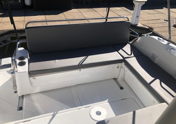 Beneteau Antares 9 image