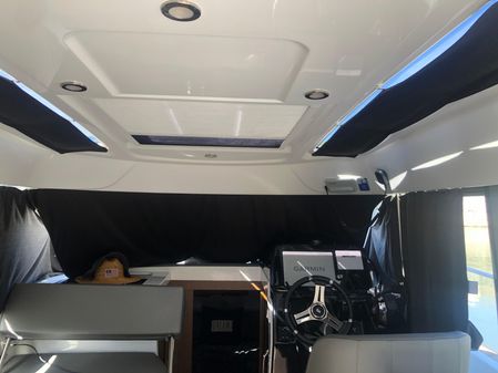 Beneteau Antares 9 image