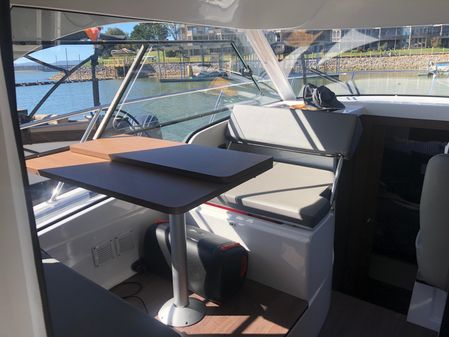 Beneteau Antares 9 image