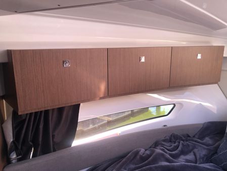 Beneteau Antares 9 image