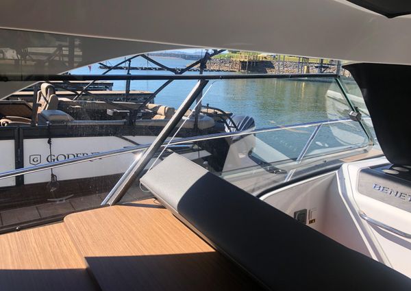 Beneteau Antares 9 image