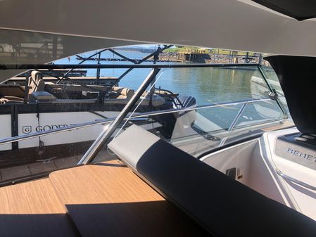 Beneteau Antares 9 image