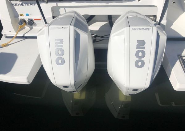 Beneteau Antares 9 image