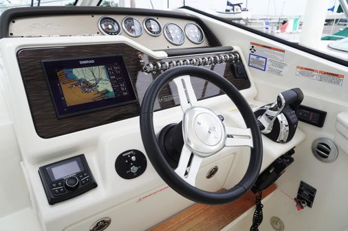 Sea Ray 350 Sundancer Coupe image