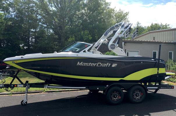 Mastercraft XT 20 - main image