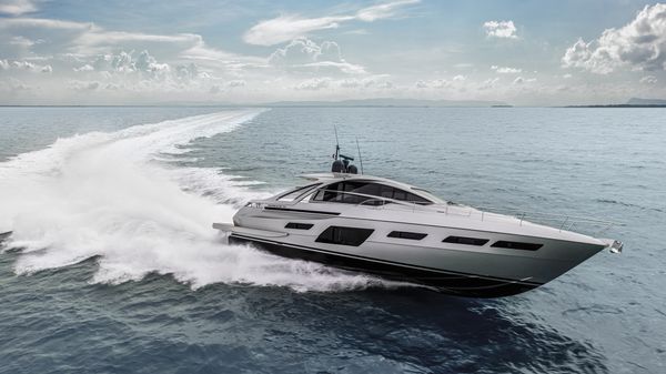 Pershing 7X