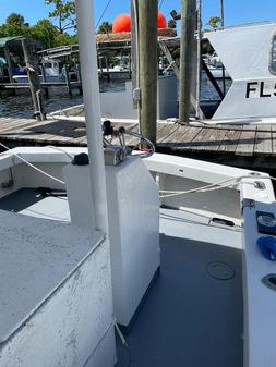 Crusader Boats 34 Walkaround image