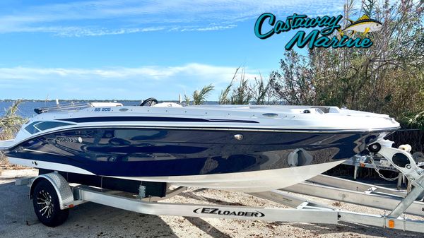 Hurricane SunDeck Sport 205 OB