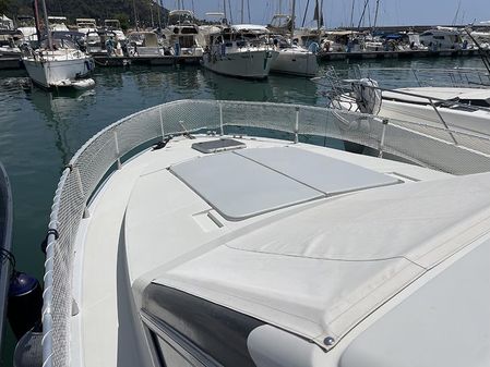 Ferretti-yachts ALTURA-36-FLY image