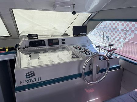 Ferretti-yachts ALTURA-36-FLY image