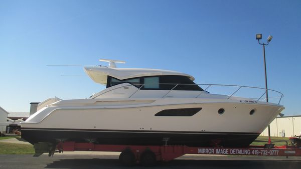 Tiara Yachts 44 Coupe 