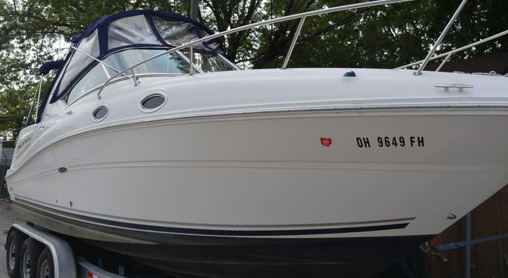 Sea Ray 260 Sundancer - main image