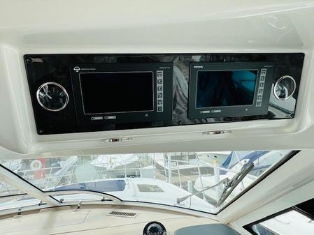 Sea Ray 580 Sundancer image