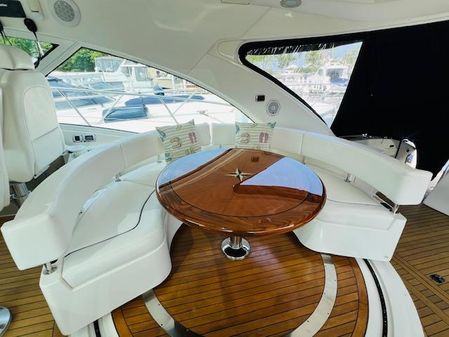 Sea Ray 580 Sundancer image