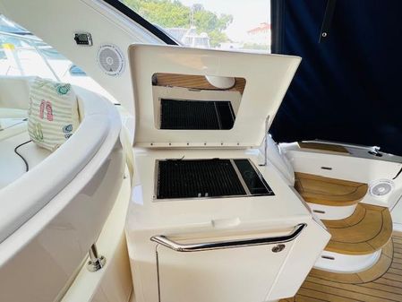 Sea Ray 580 Sundancer image