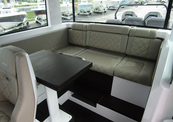 Axopar 37XC CROSS CABIN image