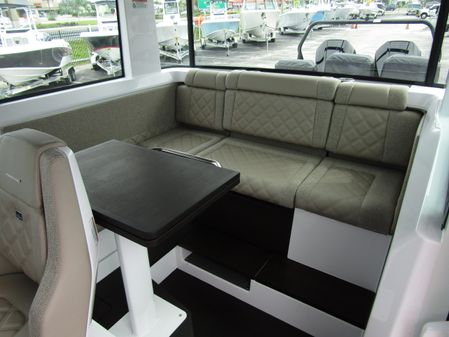 Axopar 37XC CROSS CABIN image