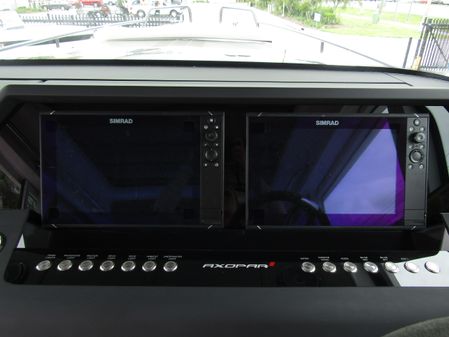 Axopar 37XC CROSS CABIN image