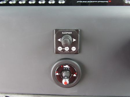 Axopar 37XC CROSS CABIN image