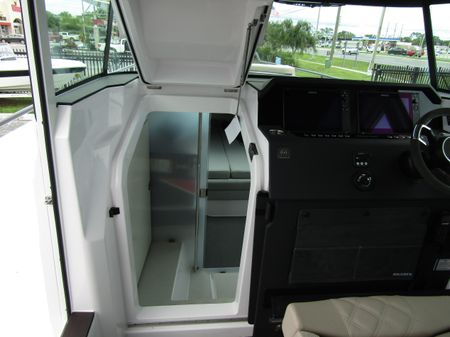 Axopar 37XC CROSS CABIN image