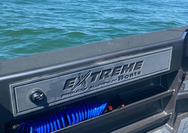 Extreme-boats 795-WALK-AROUND image