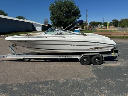 Sea-ray 260-BOW-RIDER image