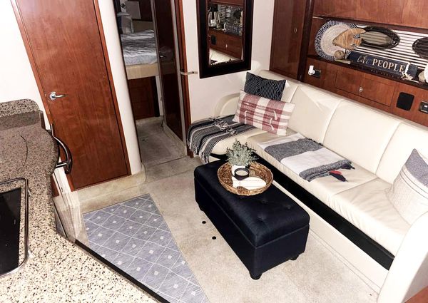 Sea Ray 390 Sundancer image