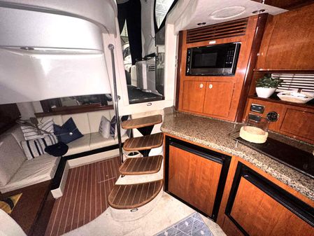 Sea Ray 390 Sundancer image