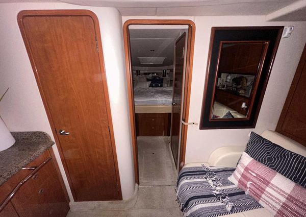 Sea Ray 390 Sundancer image