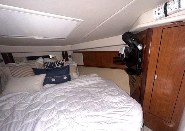 Sea Ray 390 Sundancer image