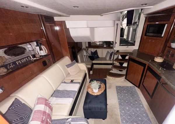 Sea Ray 390 Sundancer image