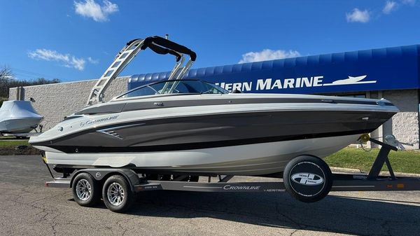 Crownline 255 SS