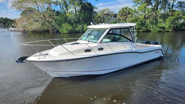 Boston Whaler 315 Conquest