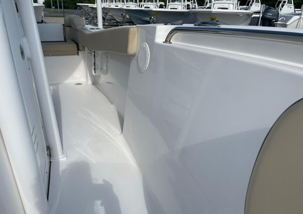 Tidewater 210-LXF image