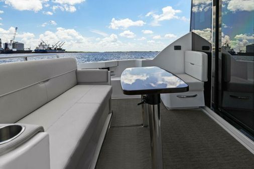 Tiara Yachts 39 Coupe image