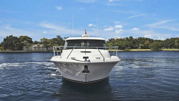 Tiara Yachts 39 Coupe image