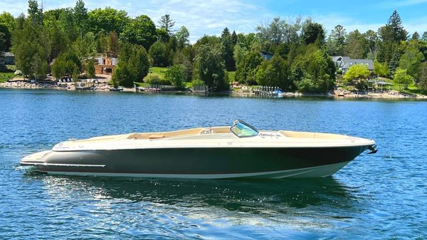 Chris-Craft Launch 34