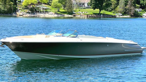 Chris-Craft Launch 34